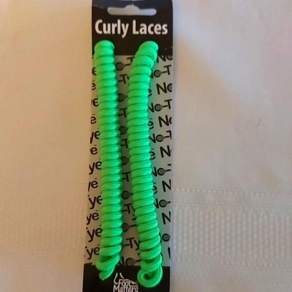 🎉🎉🎉 FREE WITH PURCHASE🎉🎉🎉Foot Matters Curly No Tie Shoe Laces - Unisex - Picture 1 of 3